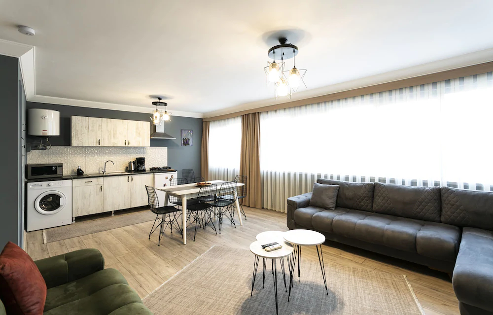 Sirena's Suites