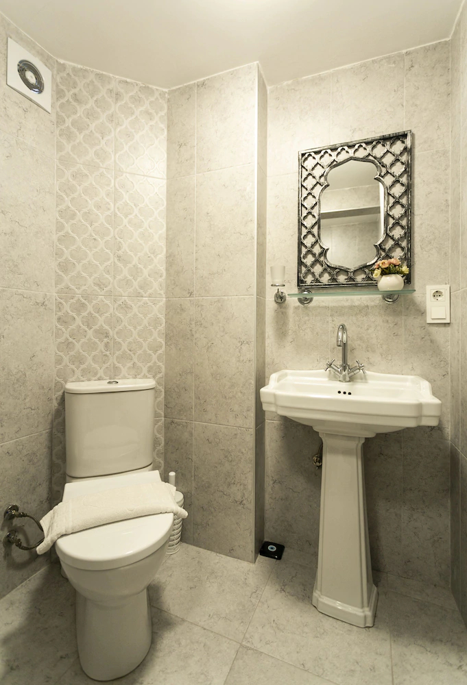 Sirena's Suites