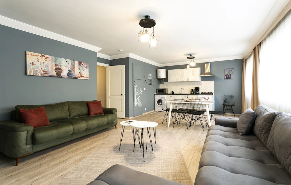 Sirena's Suites