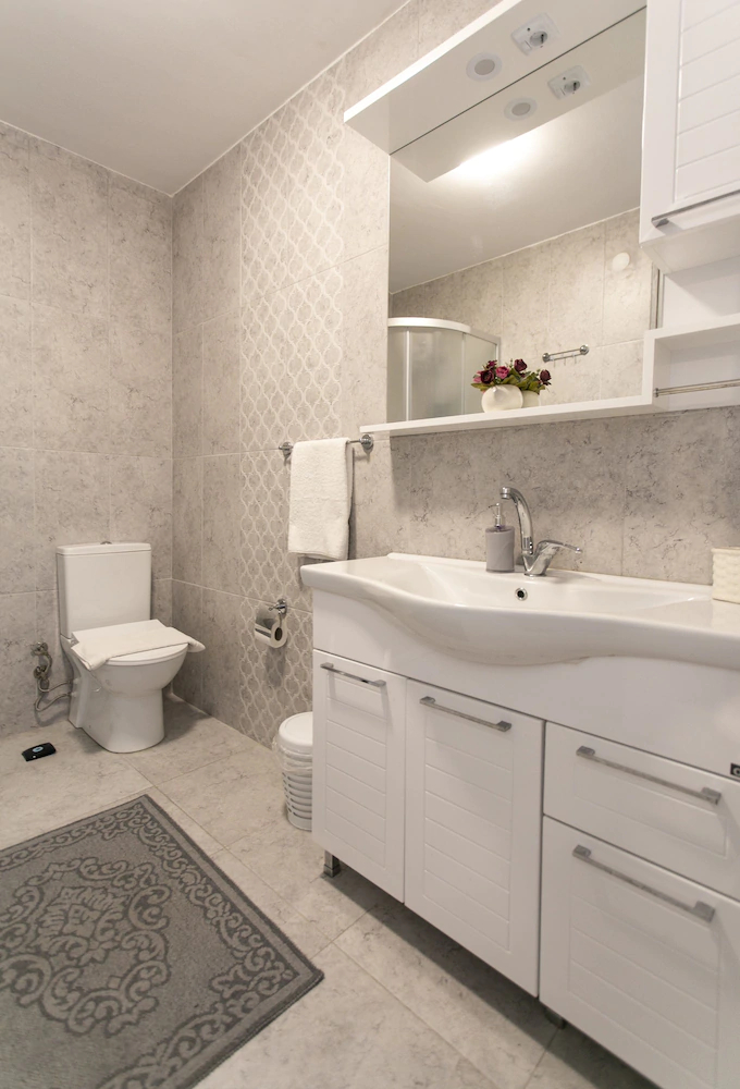 Sirena's Suites