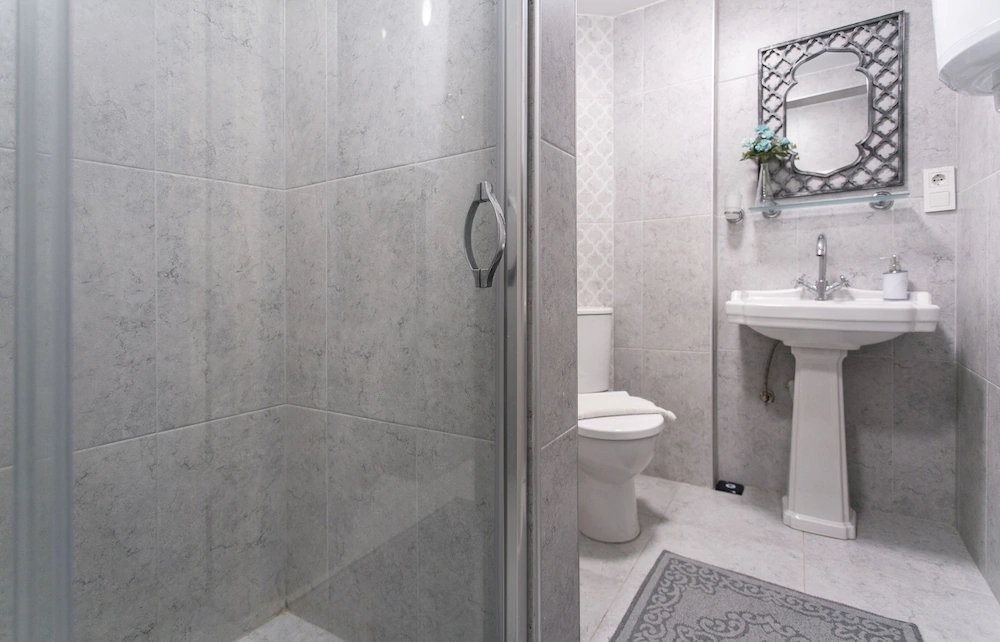 Sirena's Suites