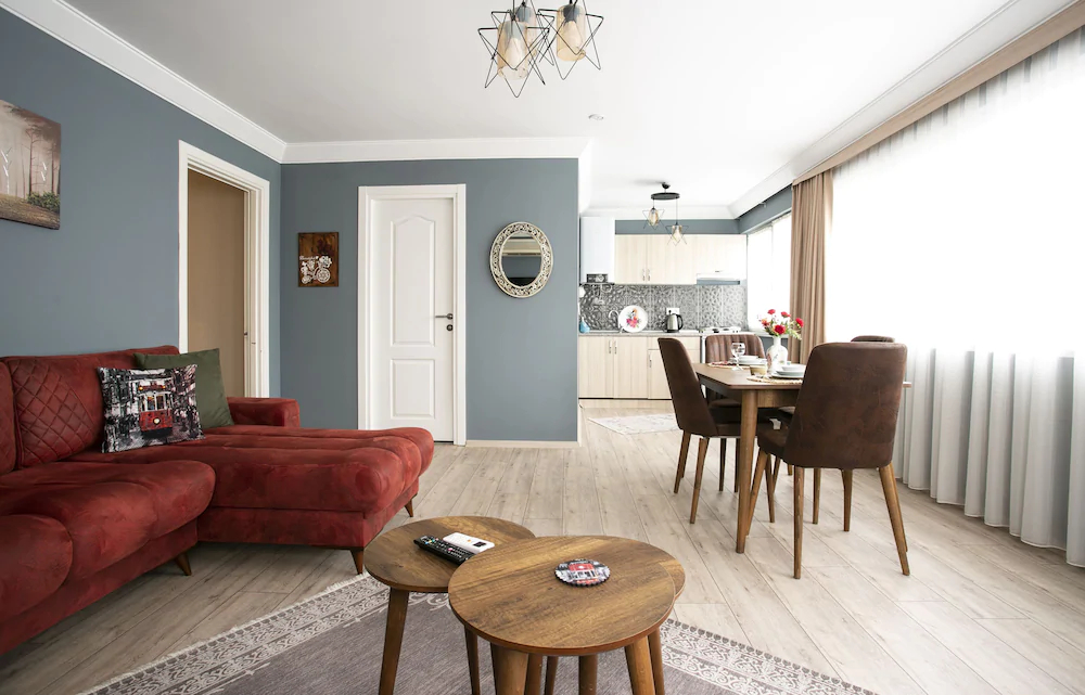 Sirena's Suites