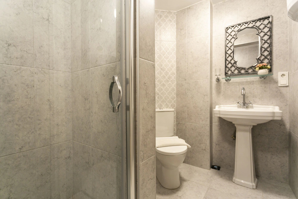 Sirena's Suites