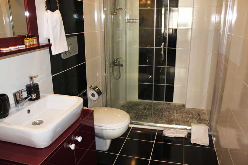 Spinel Hotel