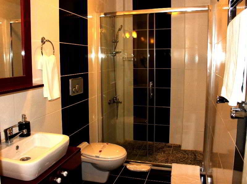 Spinel Hotel