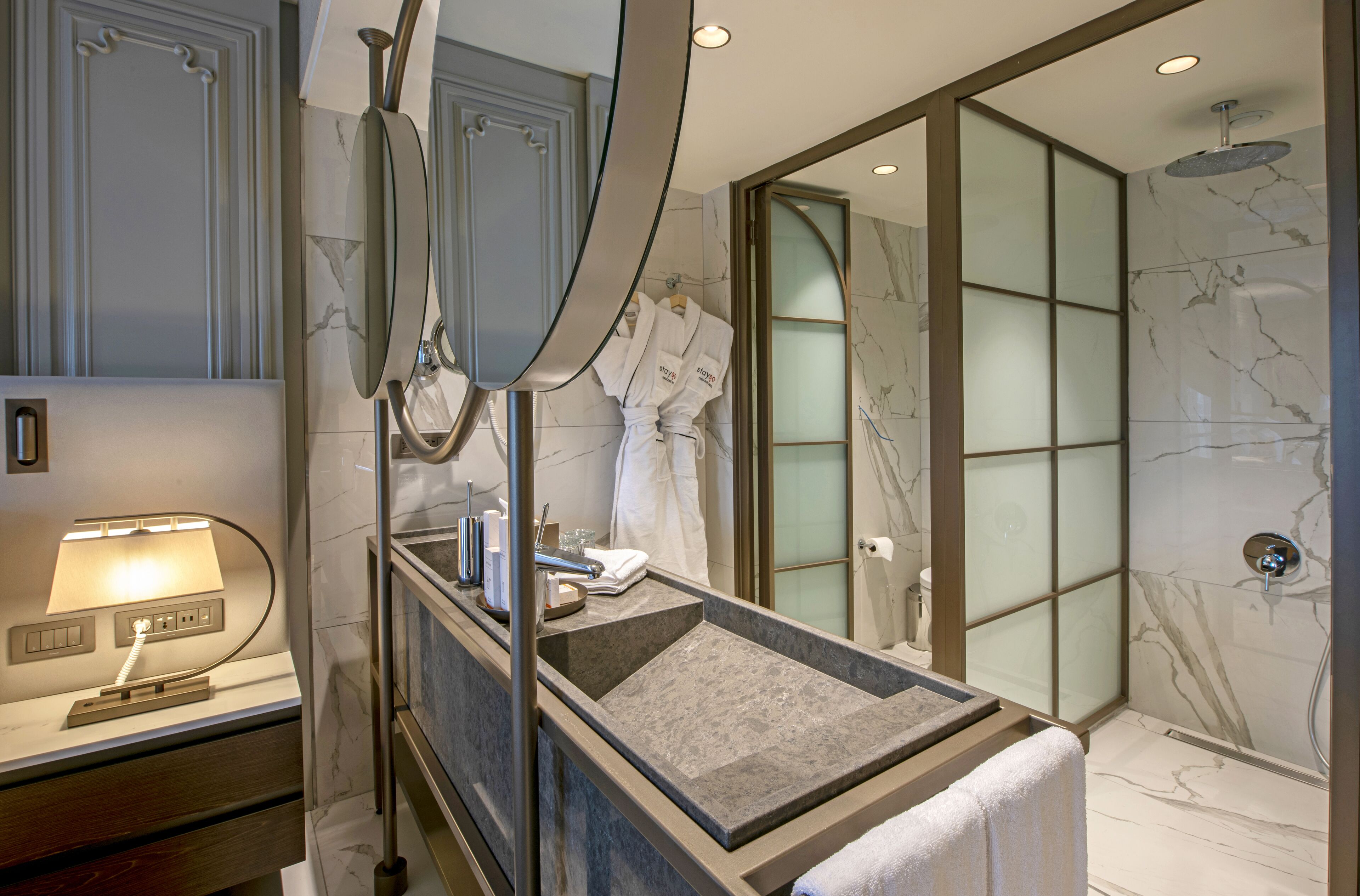 Stayso The House Hotel