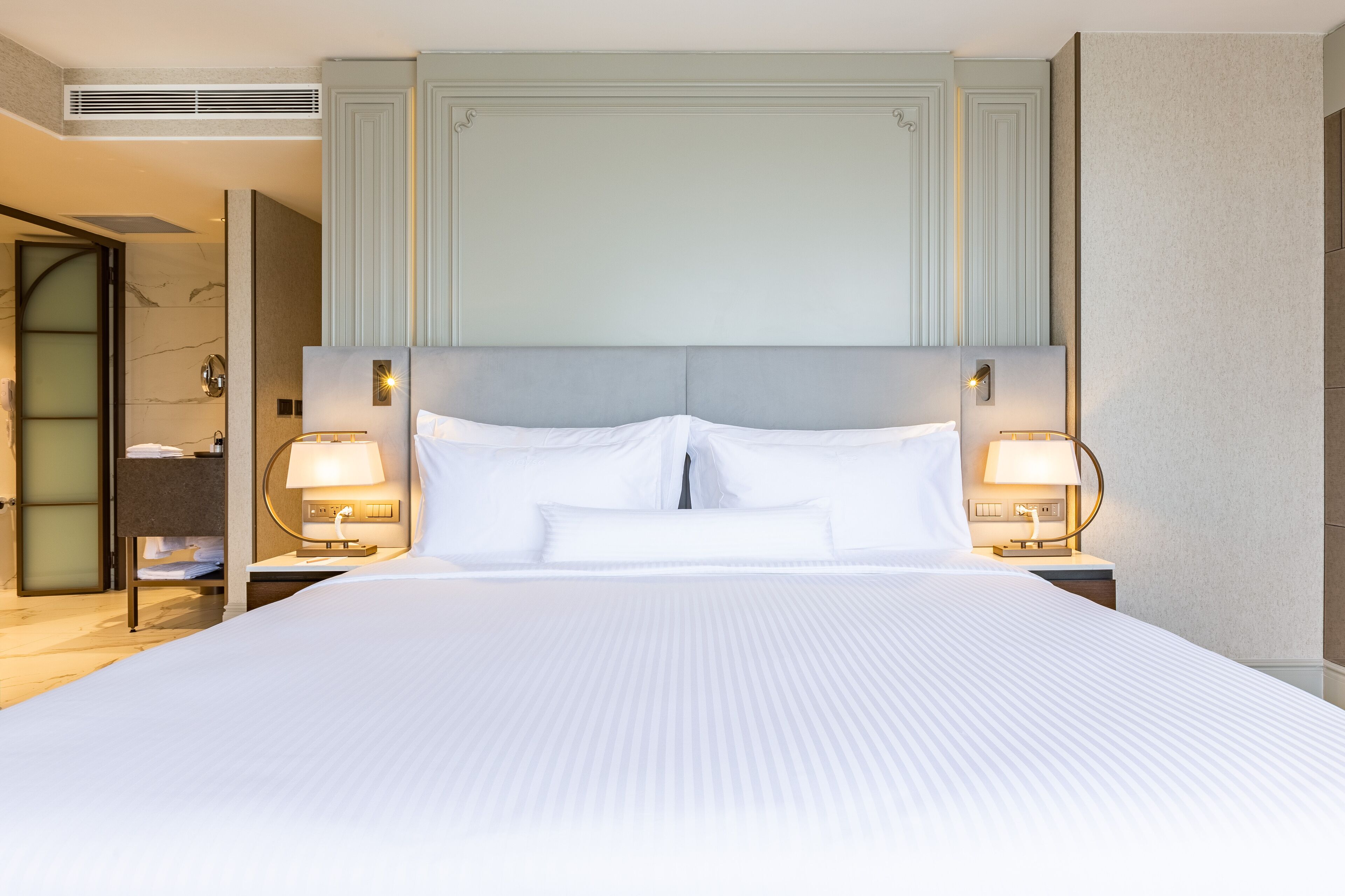 Stayso The House Hotel