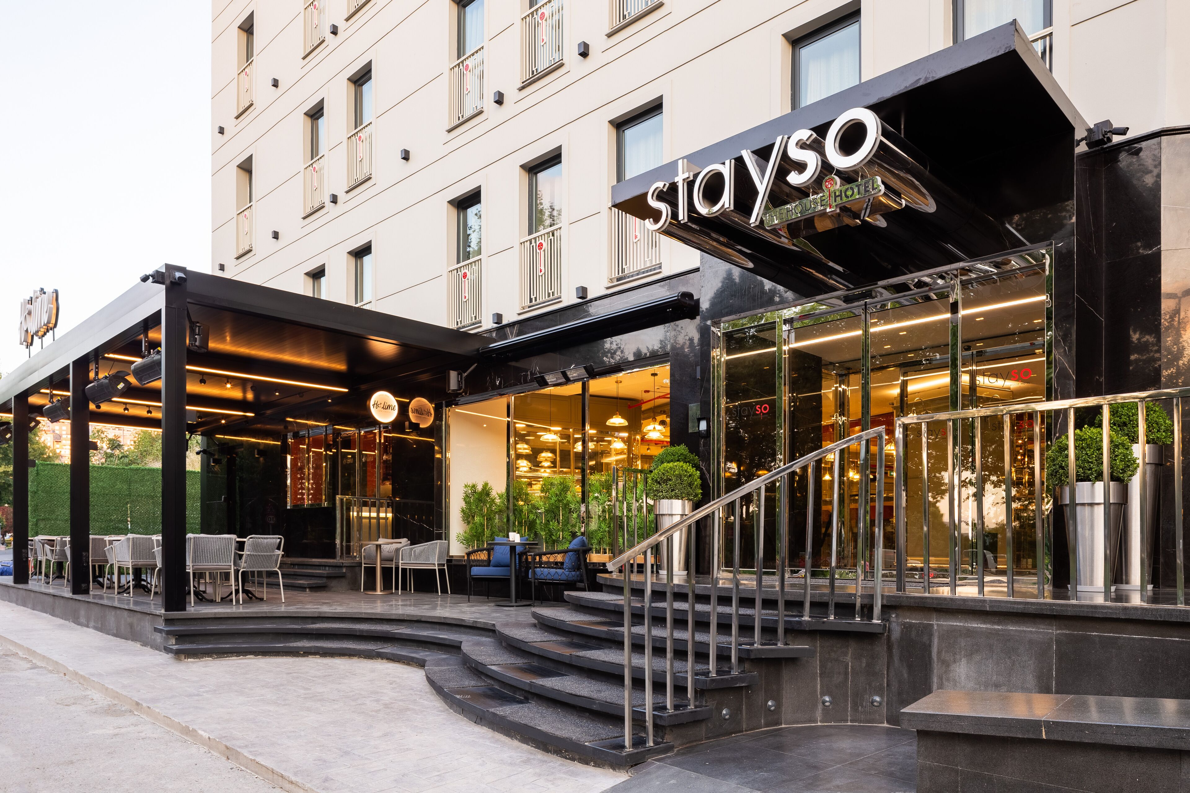 Stayso The House Hotel