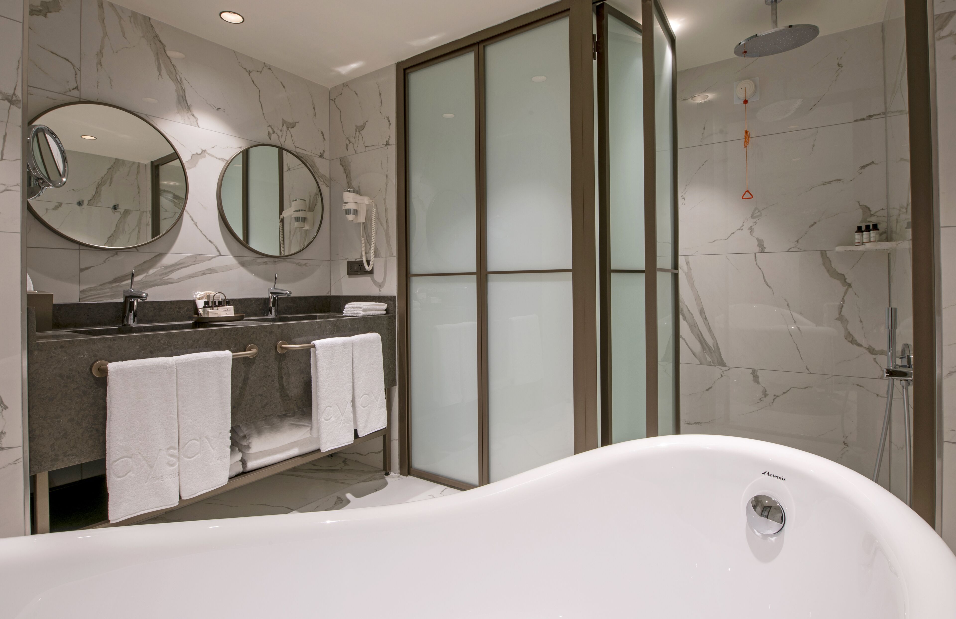 Stayso The House Hotel