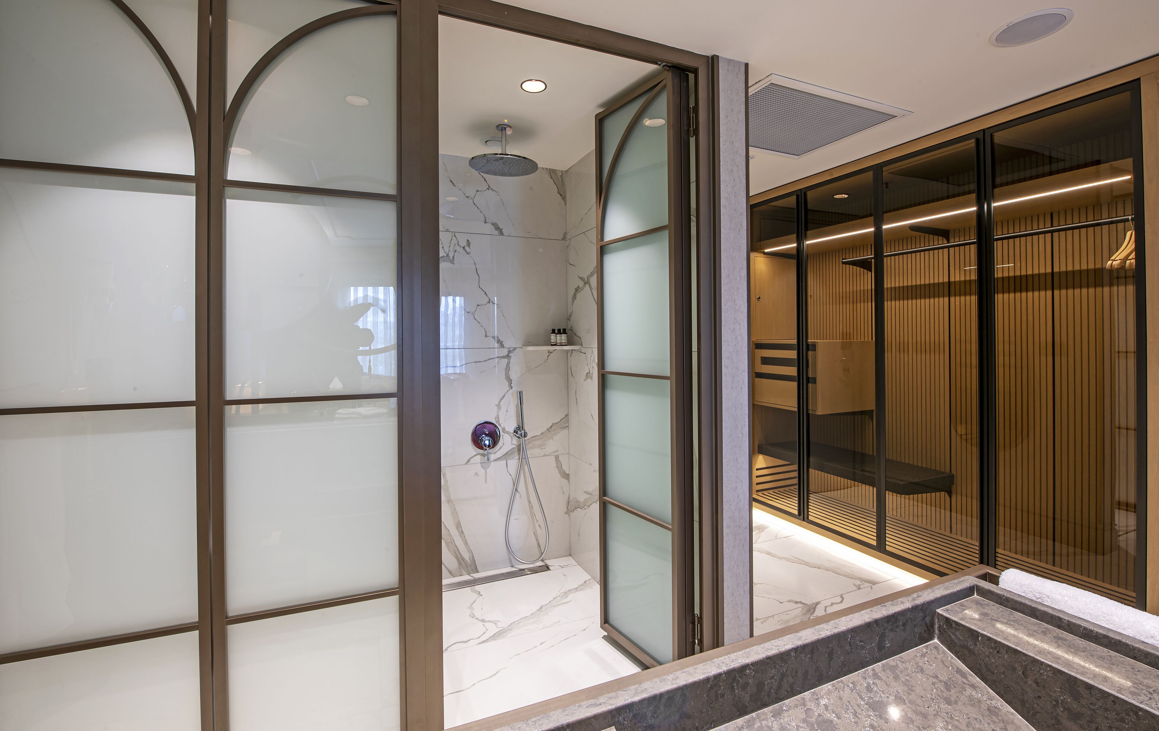 Stayso The House Hotel