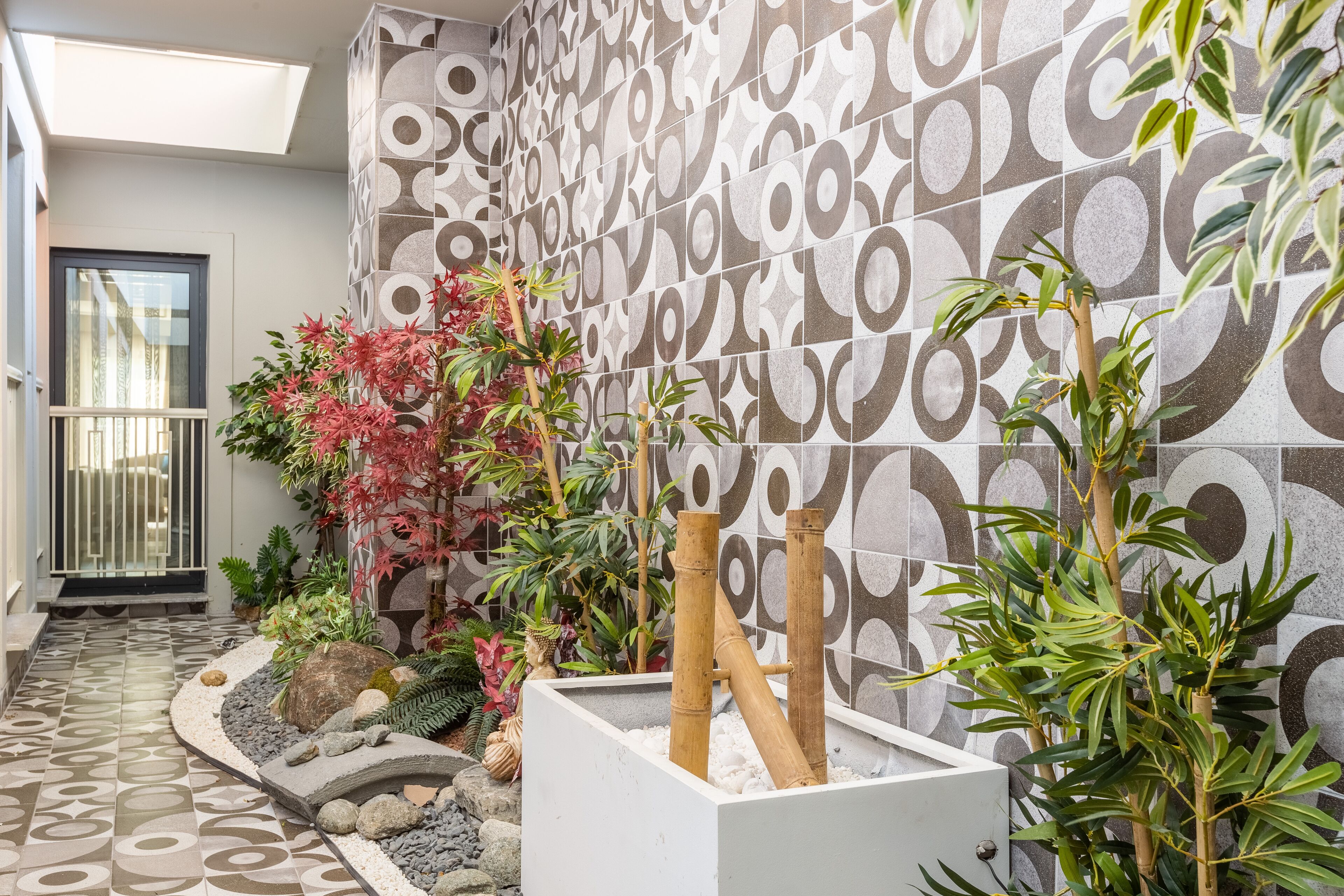 Stayso The House Hotel