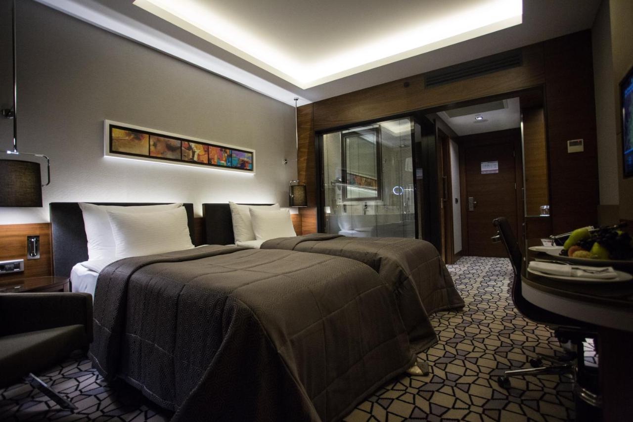 Grand Harilton Hotel
