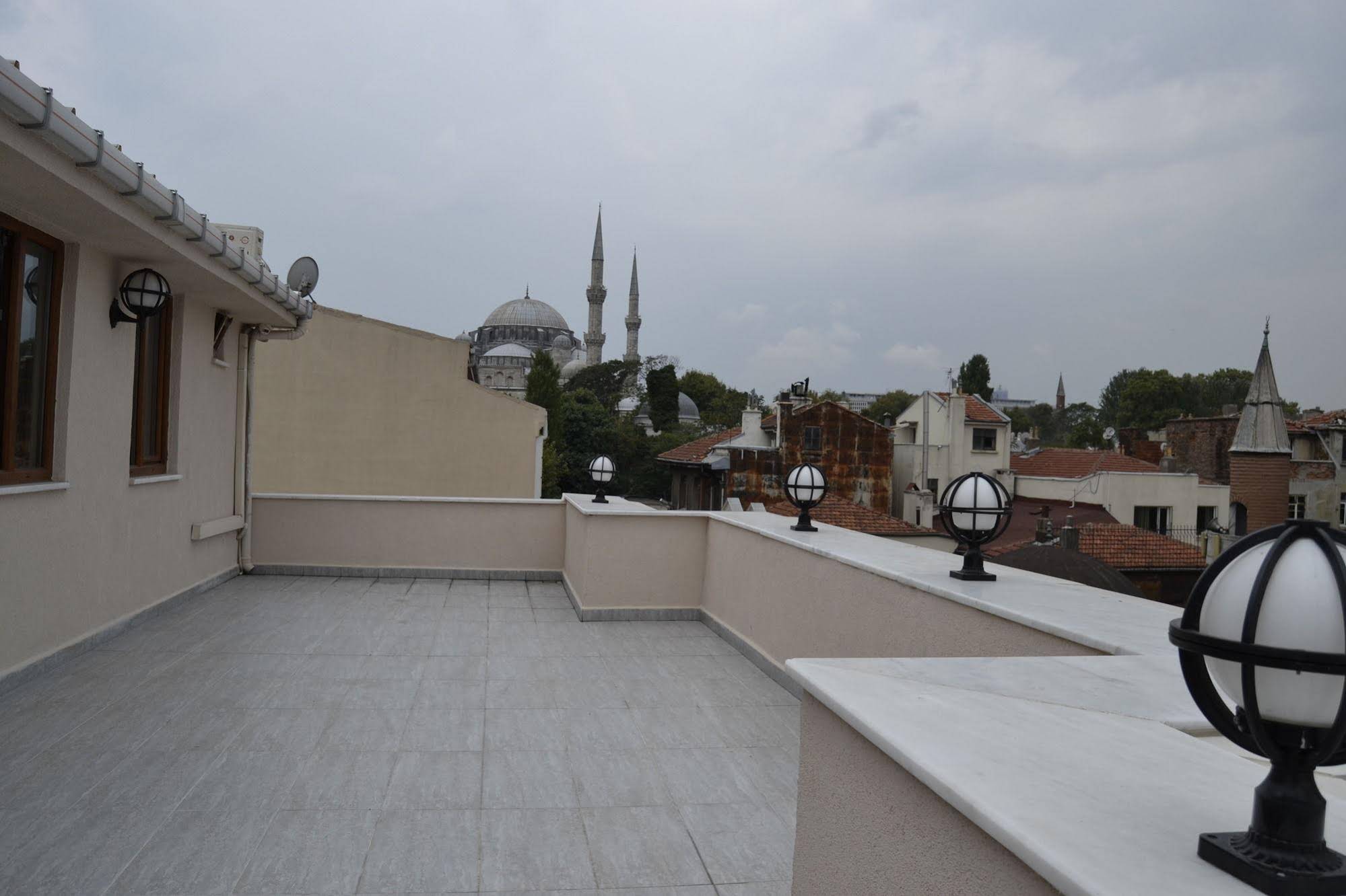 Renova Old City Hotel