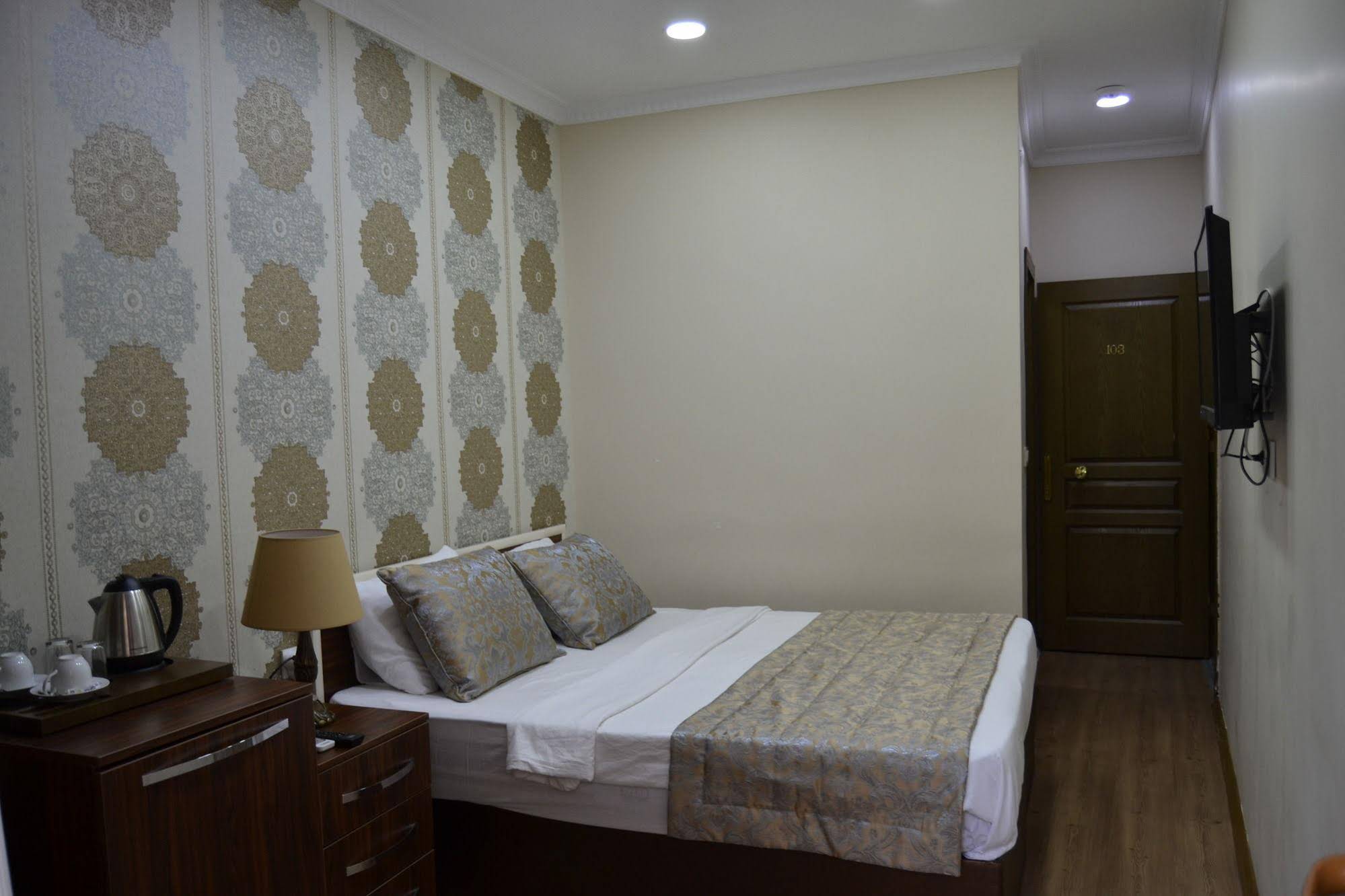 Renova Old City Hotel