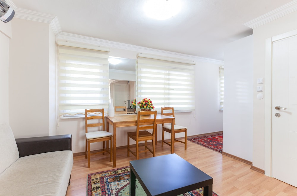 Sultan Apartments
