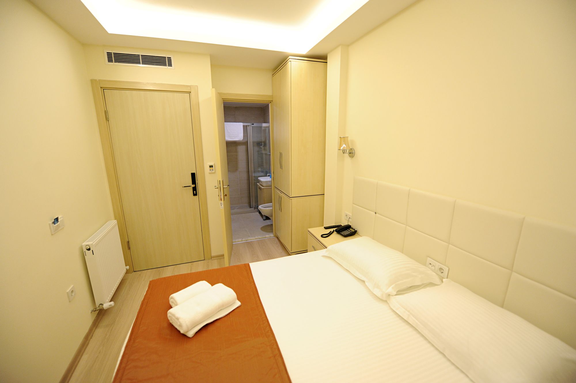 Sunlife Hotel Old City