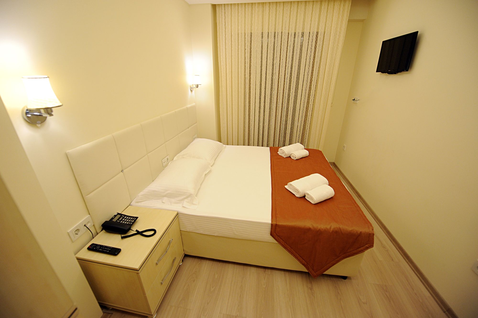 Sunlife Hotel Old City