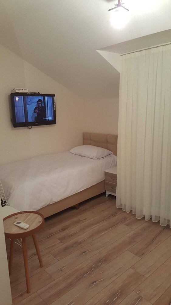 Taksim Soushian Hotel