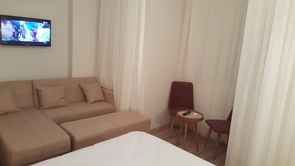 Taksim Soushian Hotel
