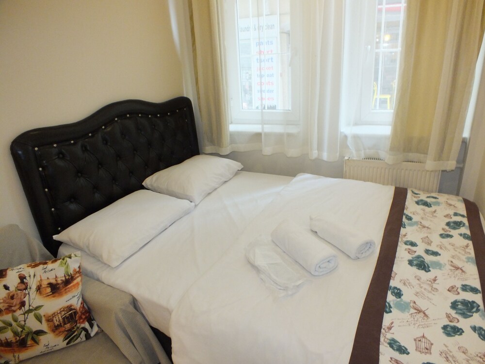 Taksim 9 Suites