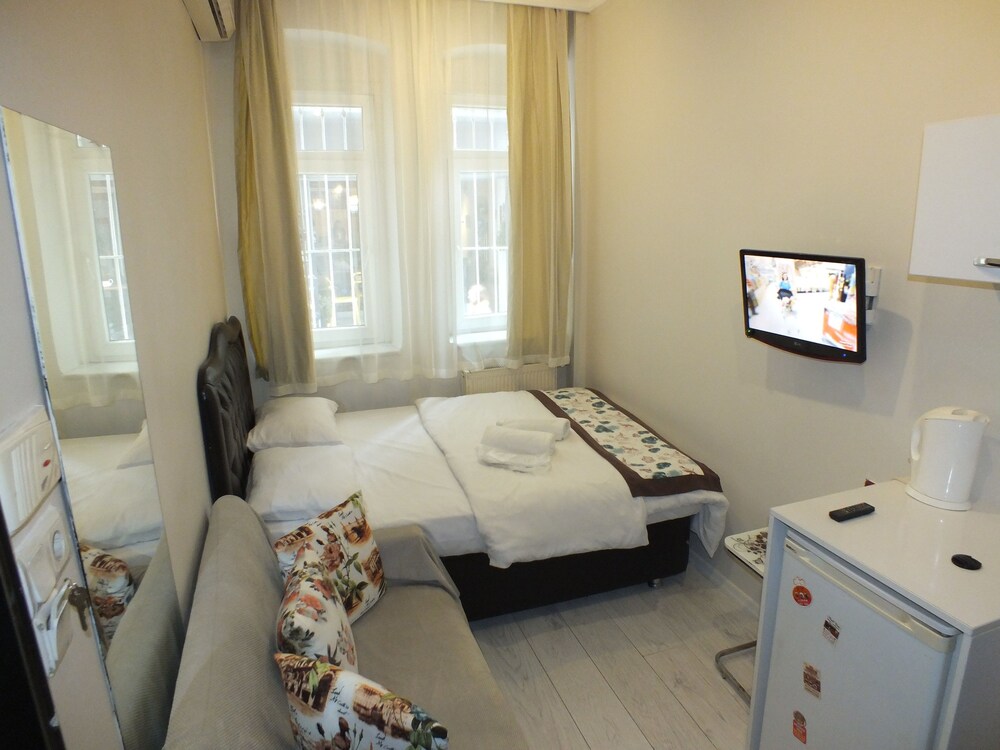 Taksim 9 Suites
