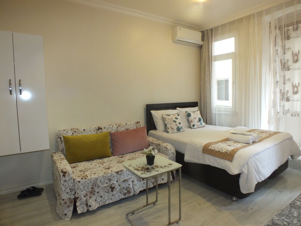 Taksim 9 Suites