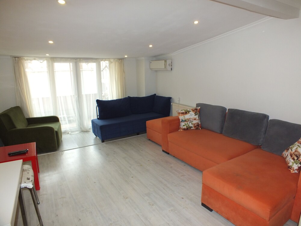 Taksim 9 Suites