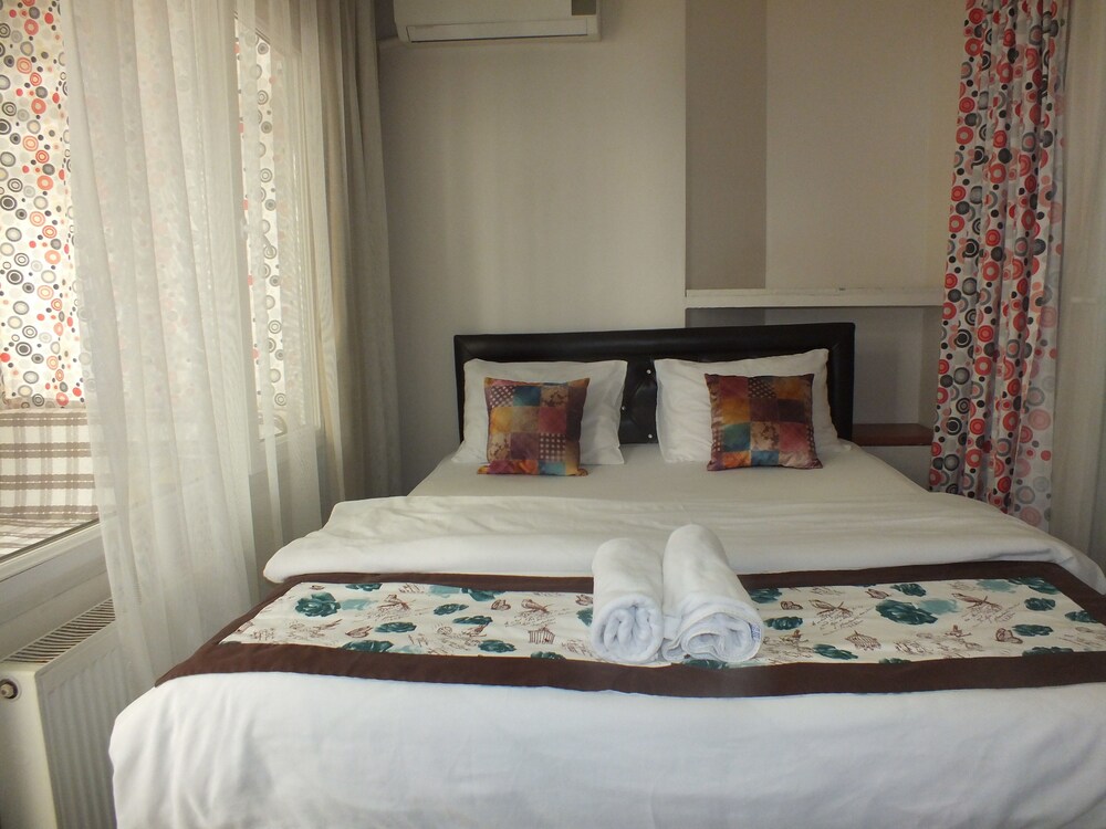 Taksim 9 Suites