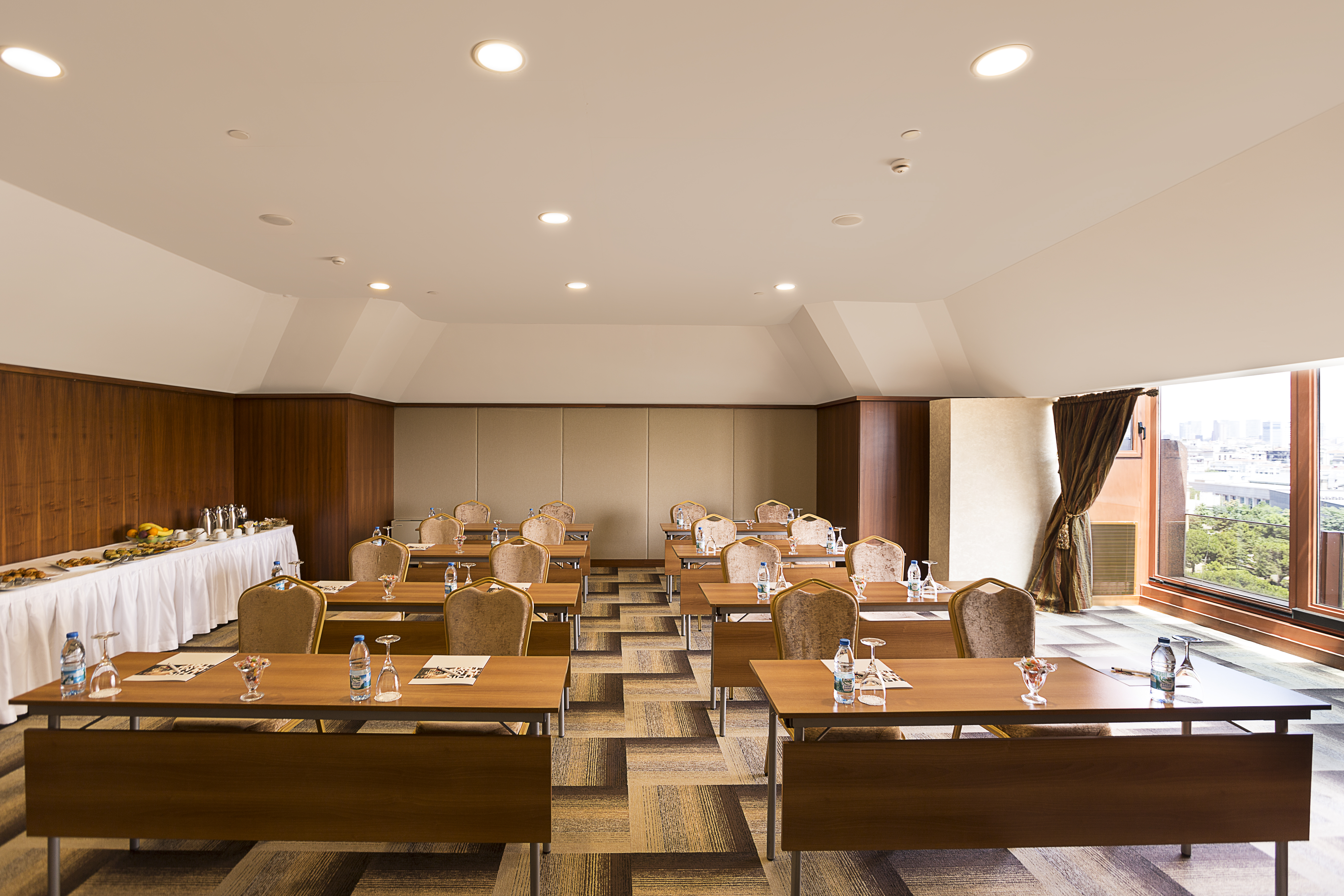 Taksim Express Hotel