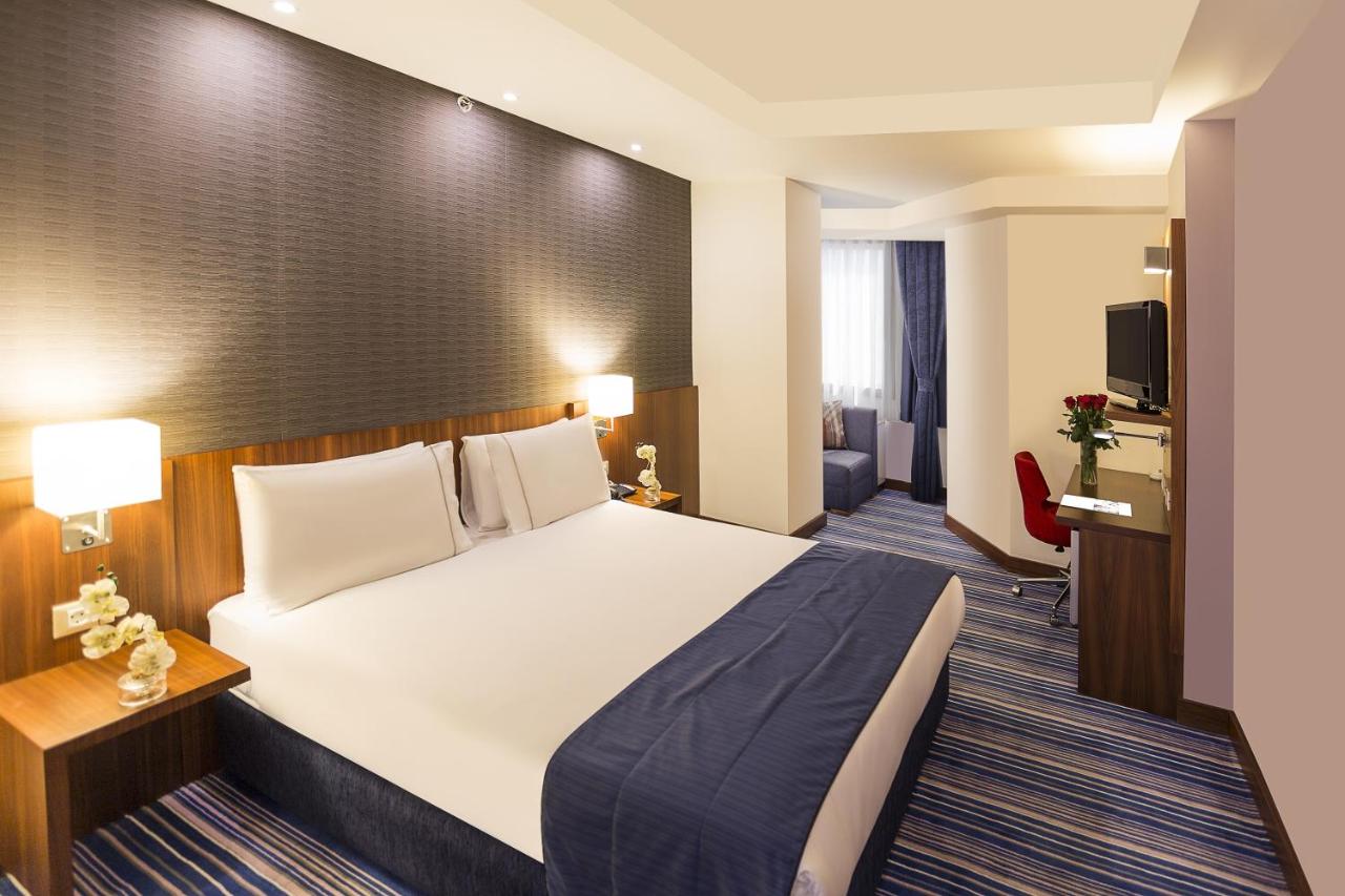 Taksim Express Hotel