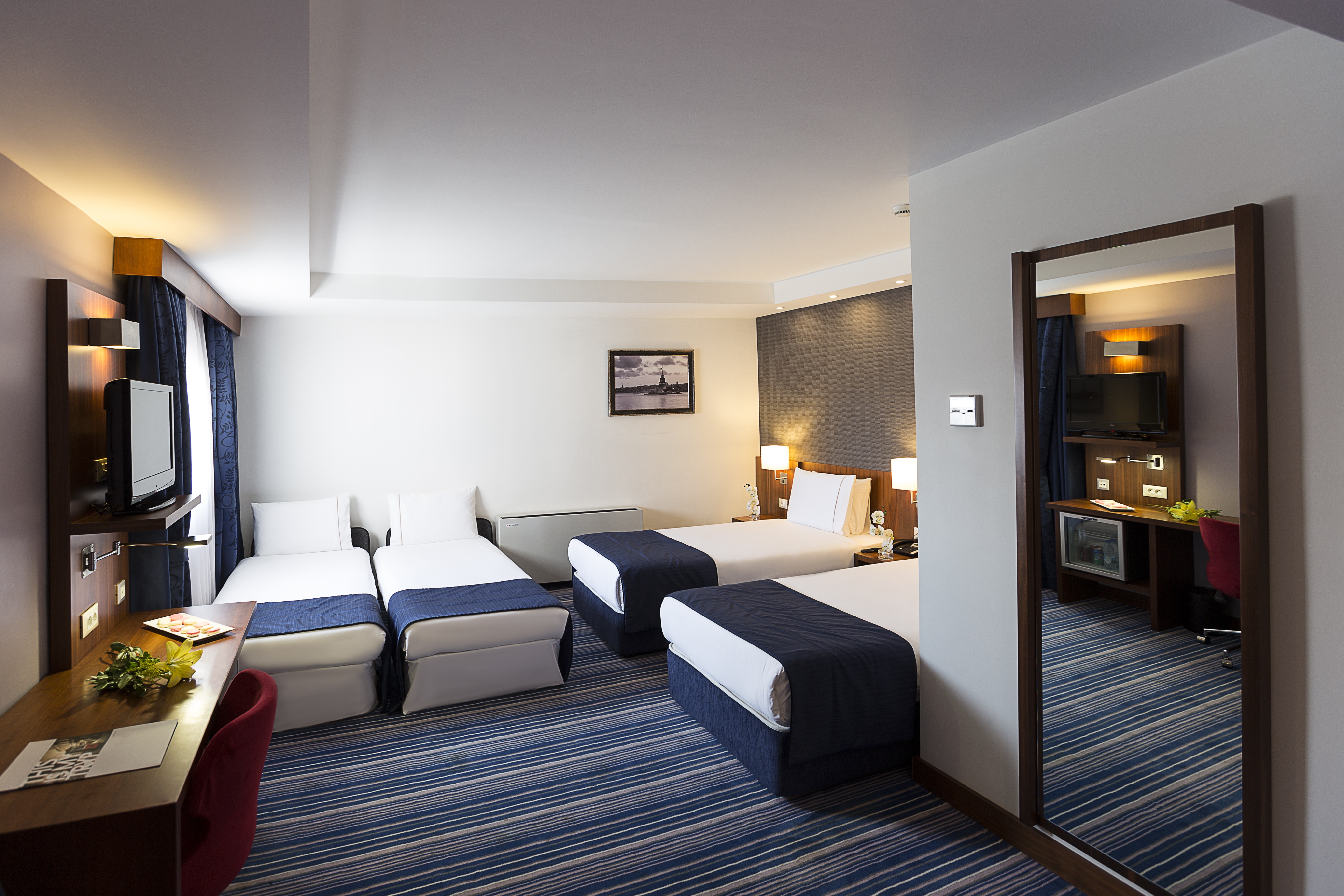 Taksim Express Hotel