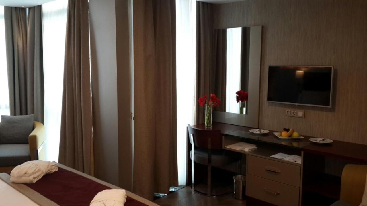 Taksim Gönen