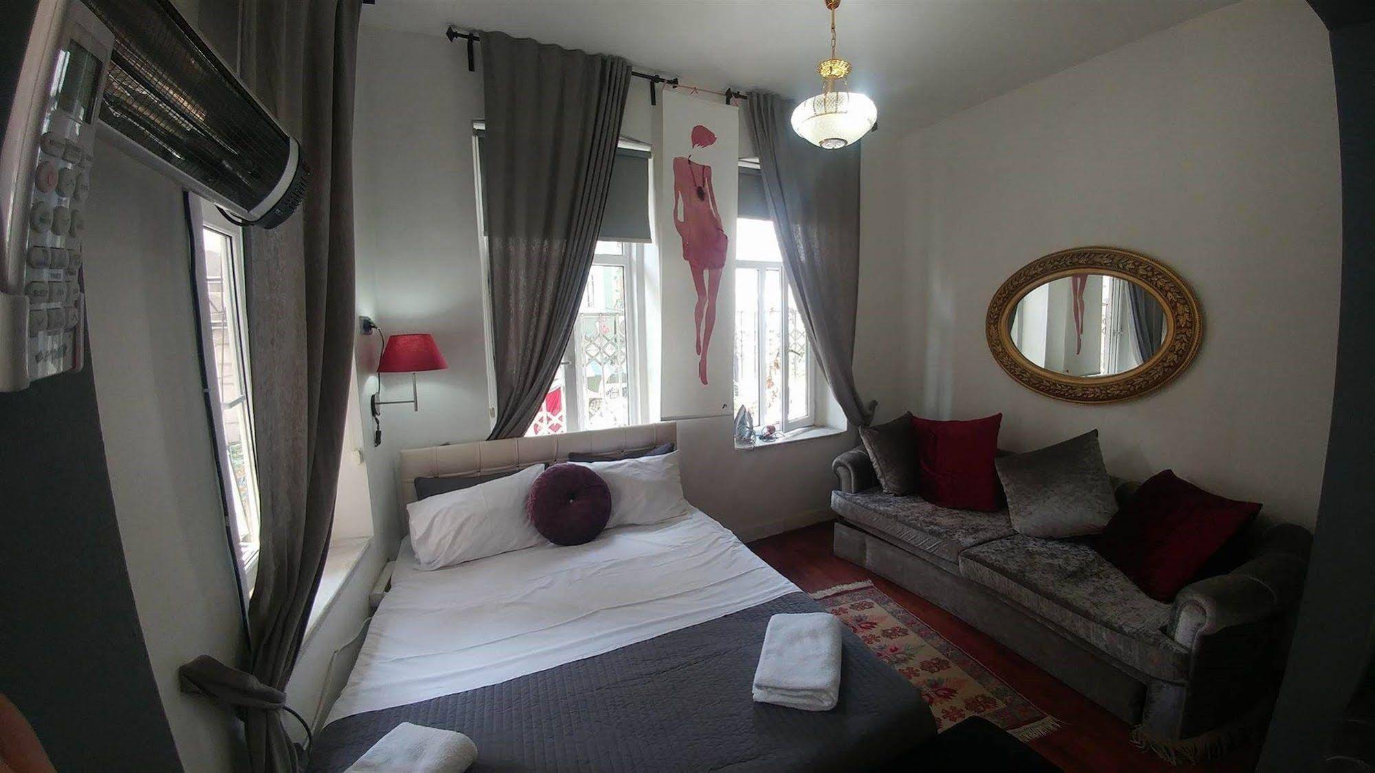 Taksim Green House Hostel