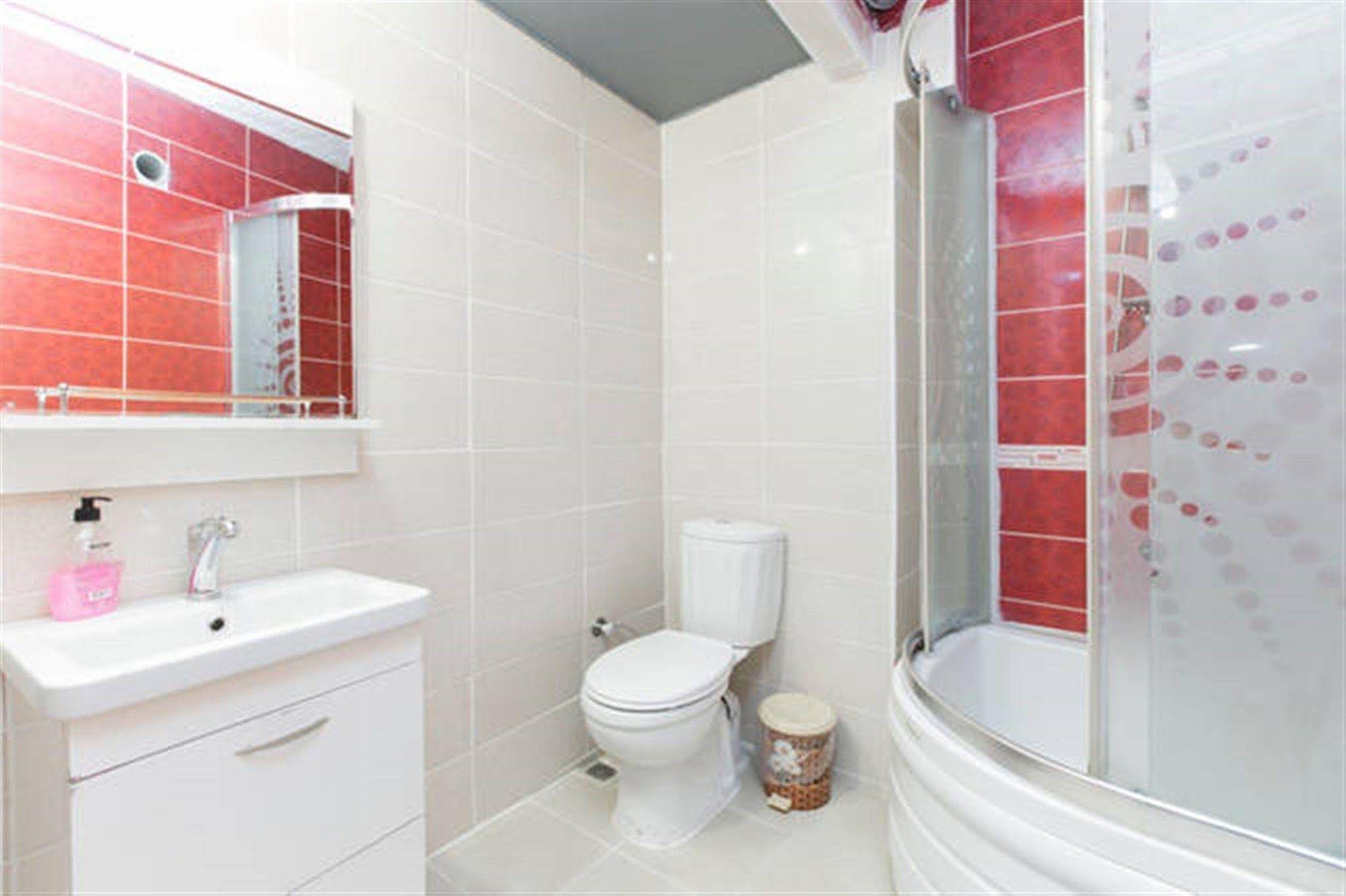 Taksim Green House Hostel