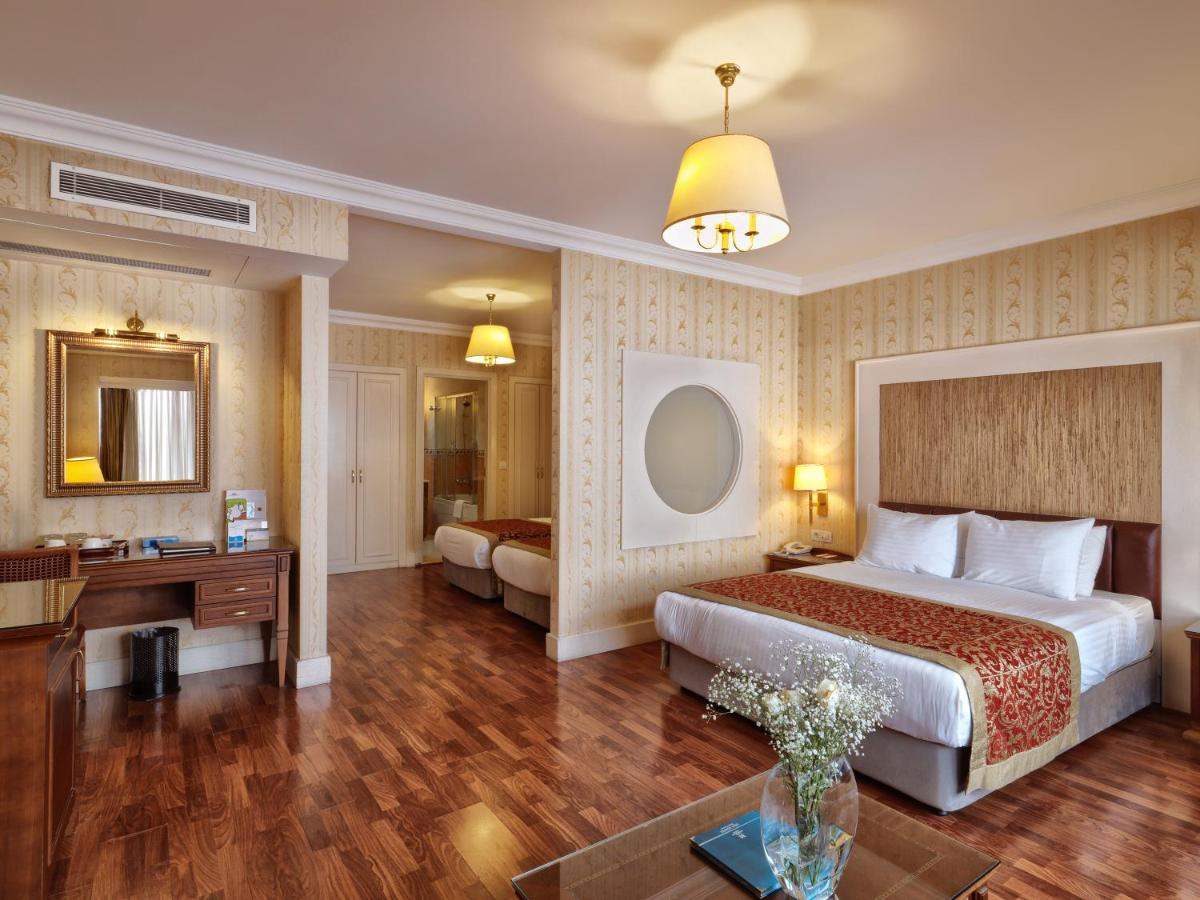 Taksim Metropark Hotel