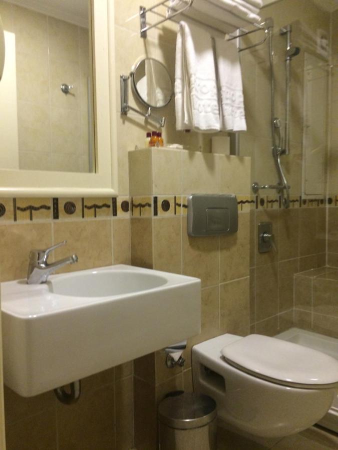 Taksim Metropark Hotel