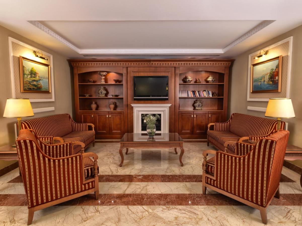 Taksim Metropark Hotel