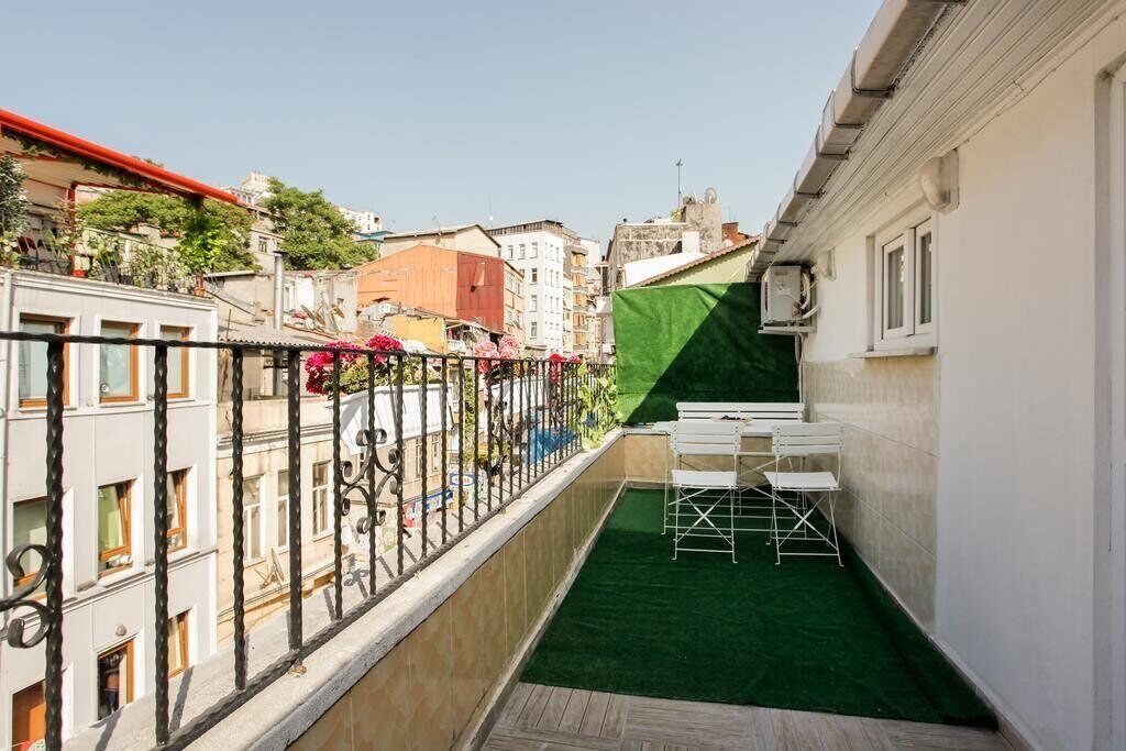 Taksim Neopera Suite