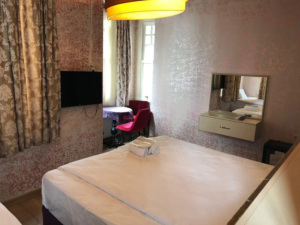 Taksim Palace Istanbul Hotel