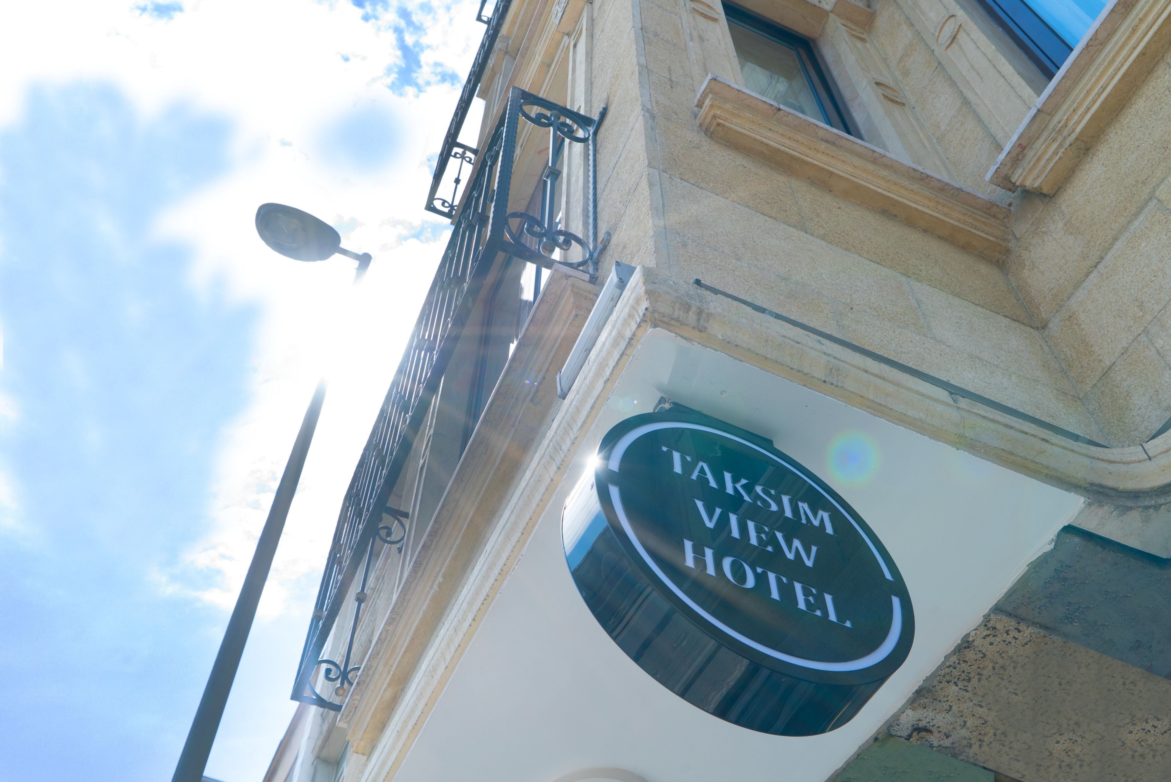 Taksim Landhouse Hotel