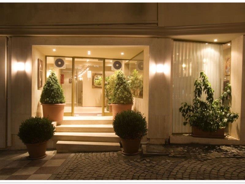 Tan Hotel - Special Category