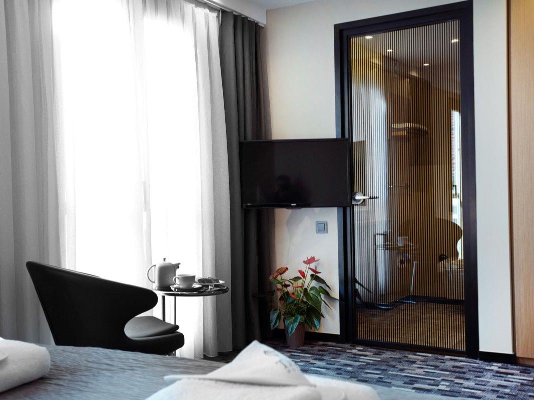 Tan Hotel - Special Category