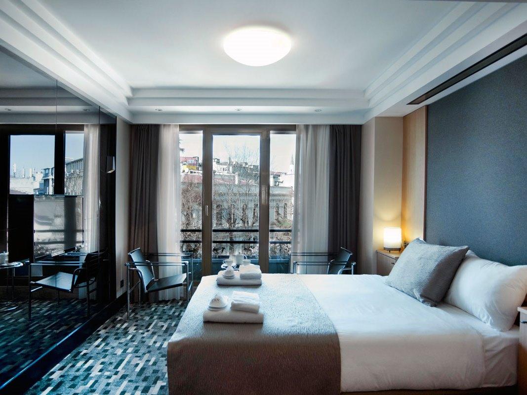 Tan Hotel - Special Category