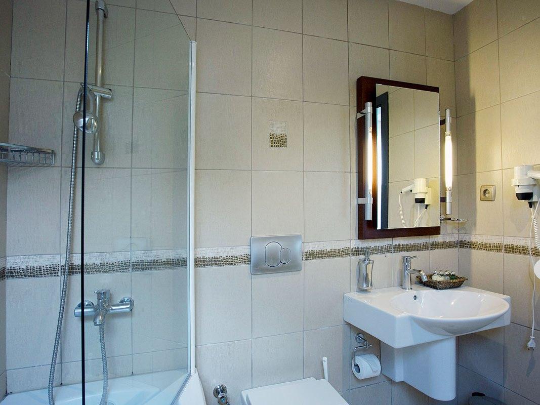 Tan Hotel - Special Category