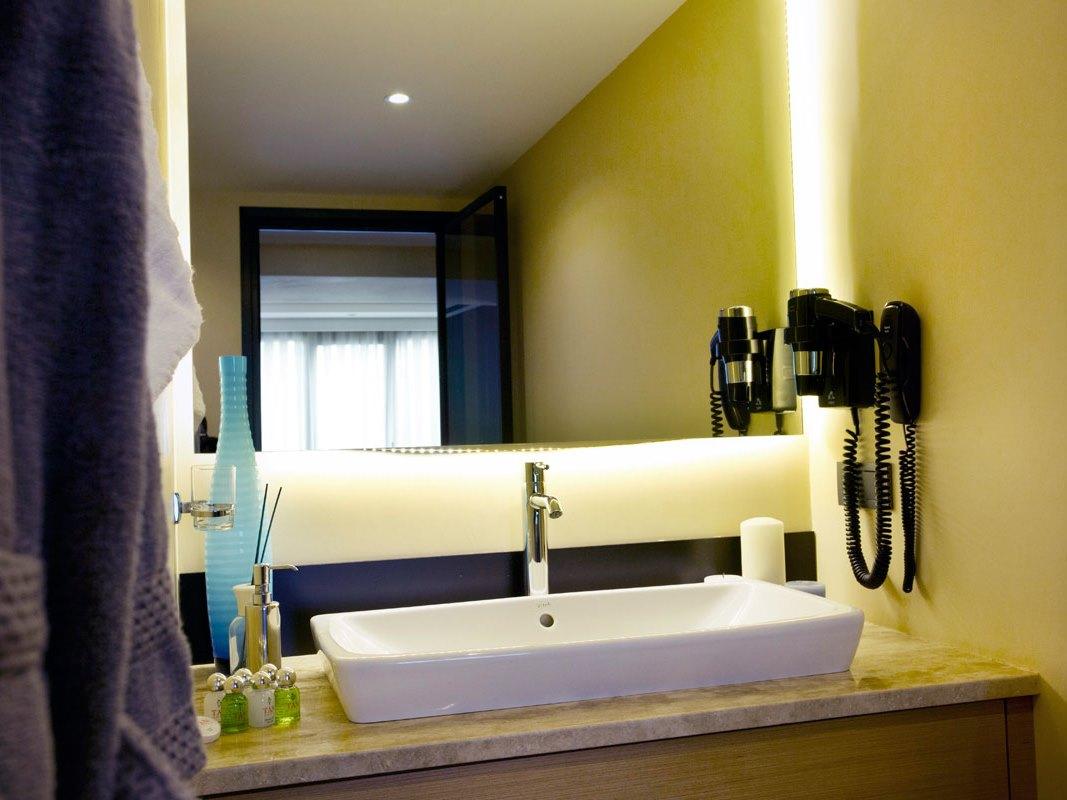 Tan Hotel - Special Category