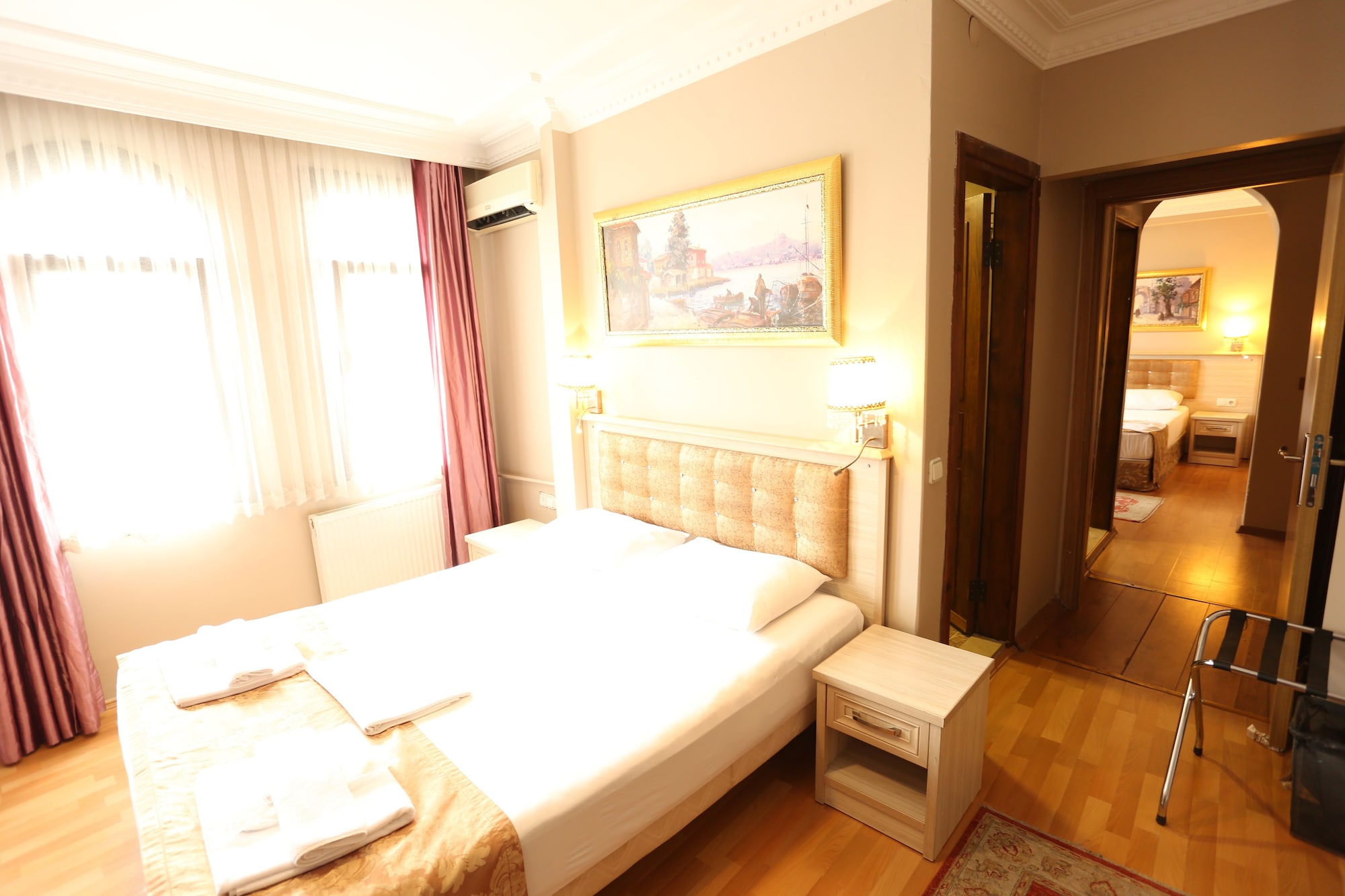 Tashkonak Hotel