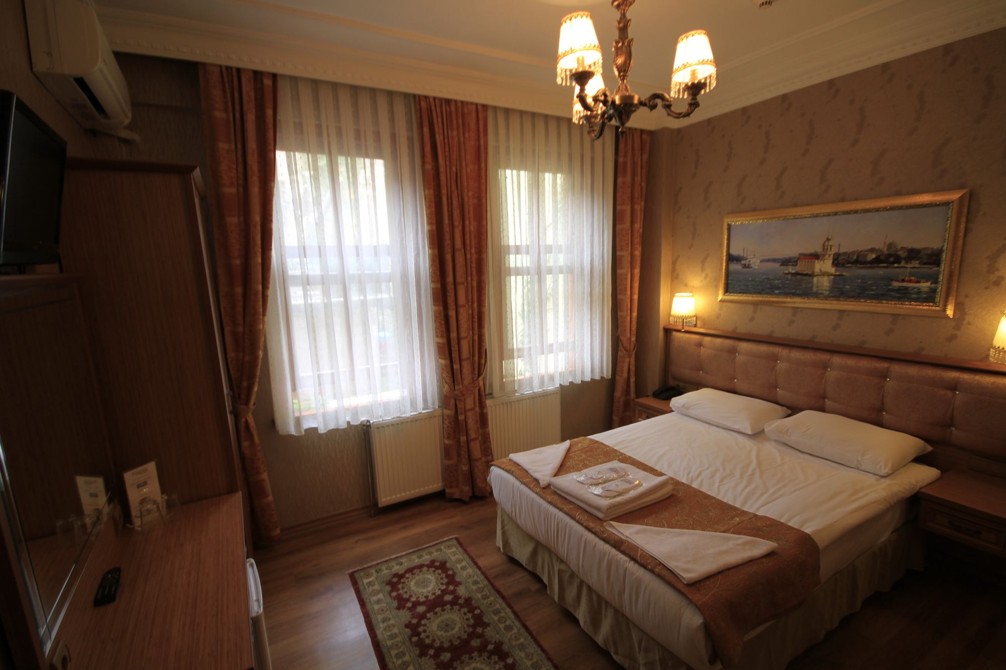 Tashkonak Hotel