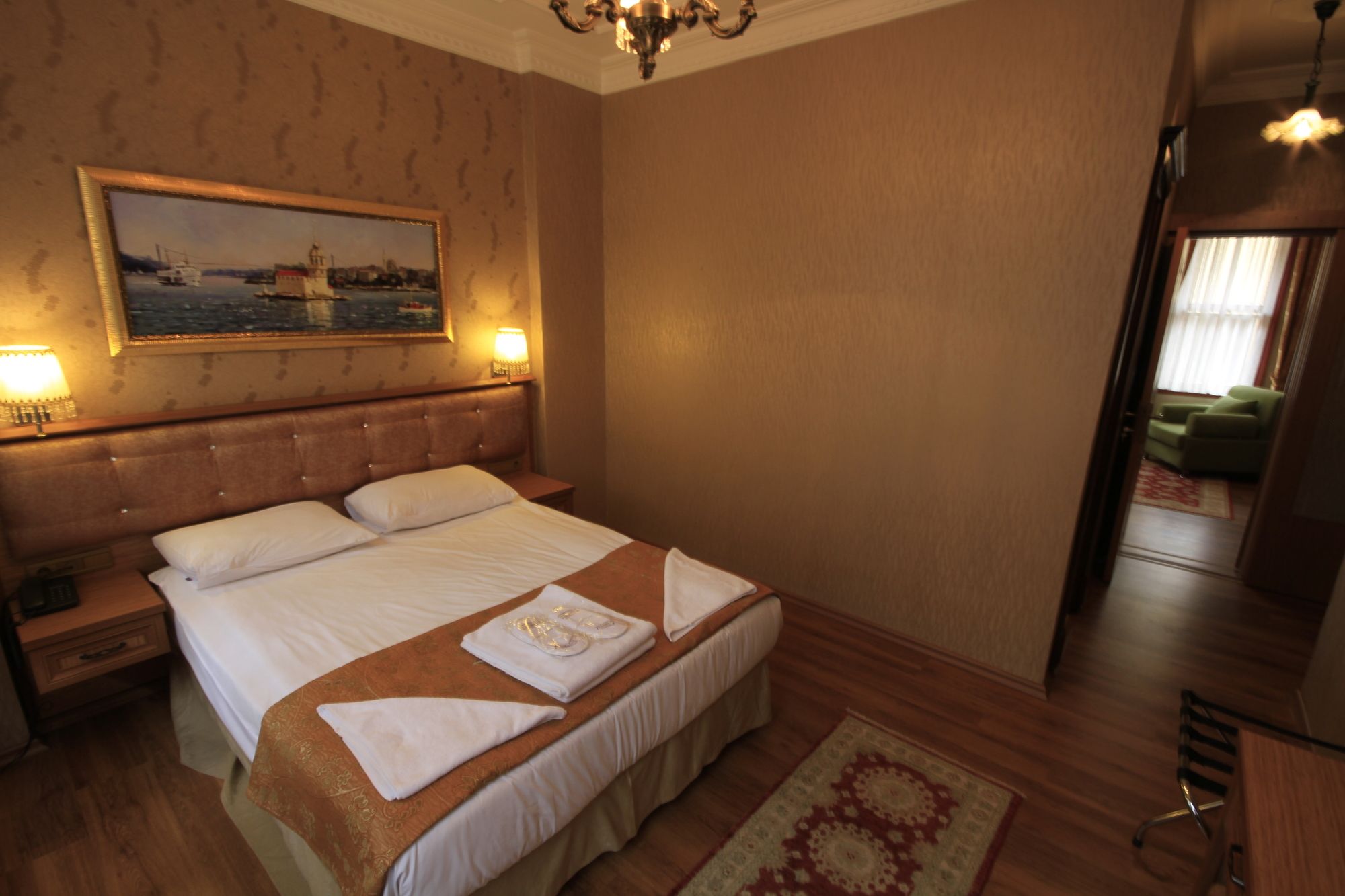 Tashkonak Hotel