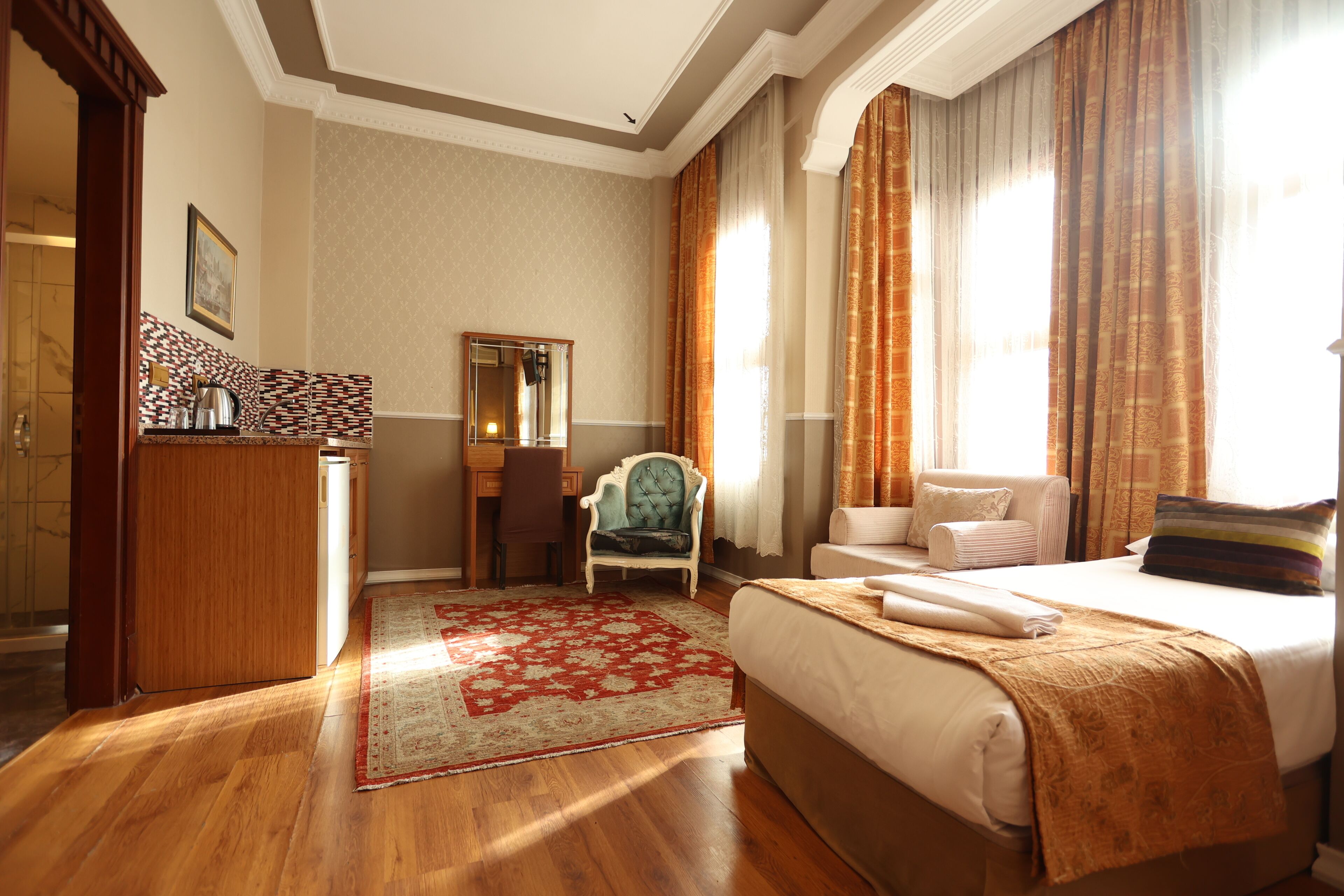 Tashkonak Studio Suites