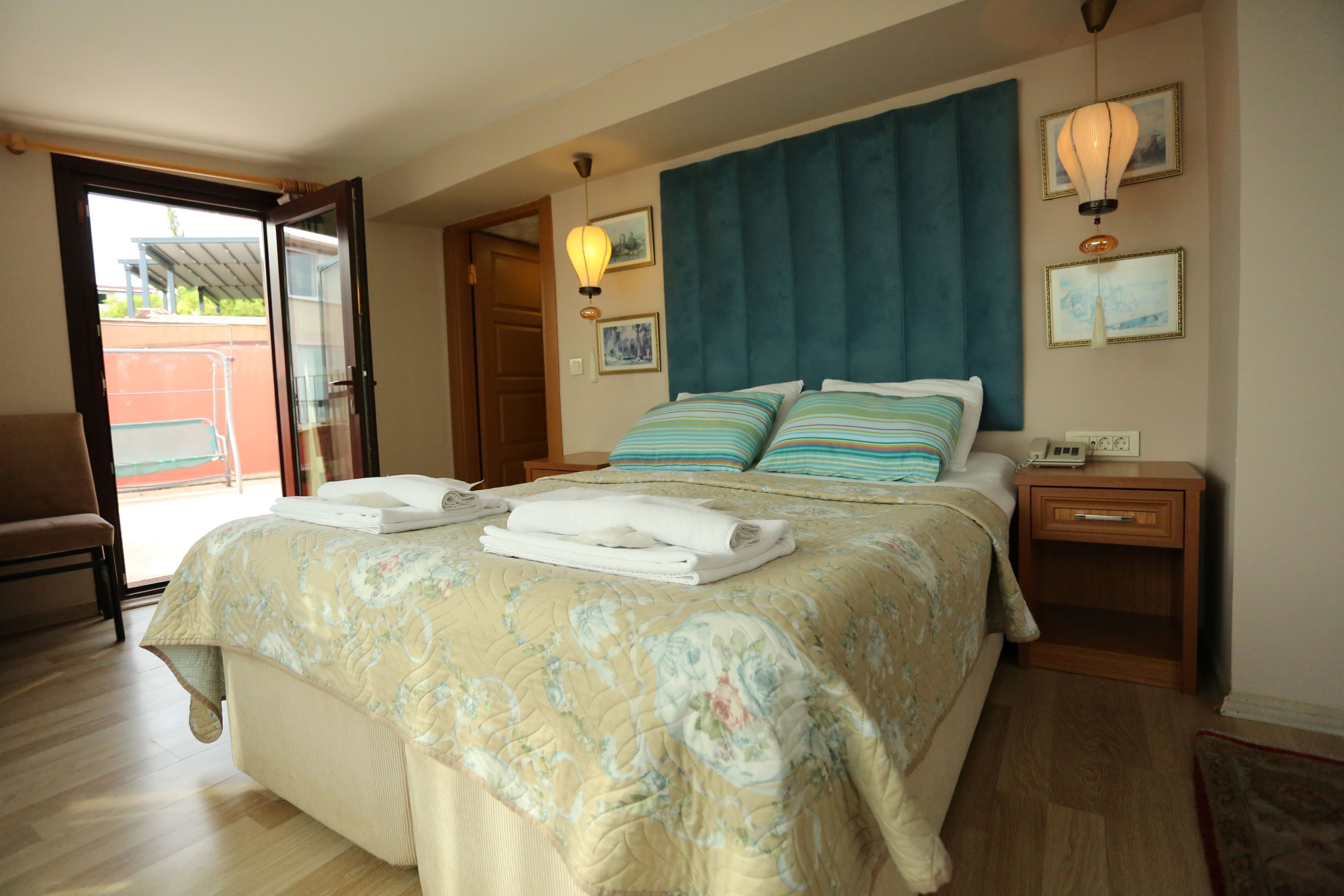 Tashkonak Studio Suites